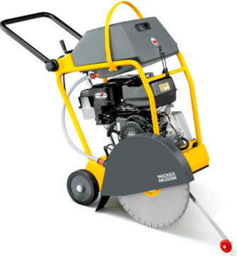 Резчик швов Wacker Neuson MFS-1350CE в прокат в Уфе. У нас лучшая цена за сутки! Возможность взять в аренду с выгодной скидкой до 40% при экспресс доставке 24/7. И помните, ночью стоимость еще дешевле на 30%! #арендапрокат #виброплита #выгодно