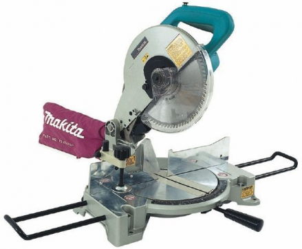 Торцовочная пила Makita LS1040 в прокат в Уфе. У нас лучшая цена за сутки! Возможность взять в аренду с выгодной скидкой до 40% при экспресс доставке 24/7. И помните, ночью стоимость еще дешевле на 30%! #арендапрокат #виброплита #выгодно